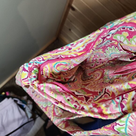 Vintage Vera Bradley Quilted Crossbody Bag – Pink Paisley Floral Print - Picture 9 of 10
